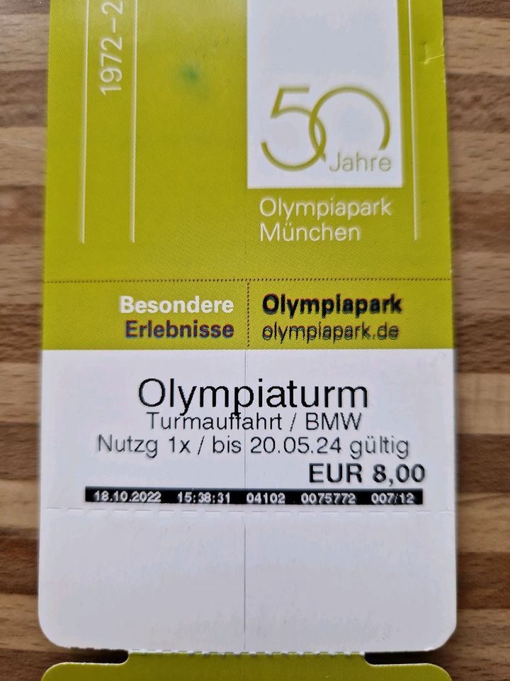 2 mal Olympiaturm Turmfahrt in München