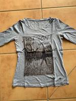Shirt Langarmshirt Tom Tailor blau rauchblau mit Print Gr. S Nordrhein-Westfalen - Ahlen Vorschau