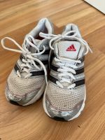 Adidas 34 Laufschuhe Turnschuhe Sneaker 34 Sportschuhe Hessen - Kaufungen Vorschau