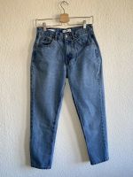 blaue Jeans PULL&BEAR Mom Jeans hoher Bund Gr. 36 – WIE NEU!!! Dresden - Cotta Vorschau