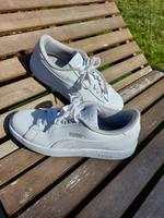 Puma Smash V2L Sneaker  Sportschuhe, weiß,  Gr. 38 Niedersachsen - Alfeld (Leine) Vorschau