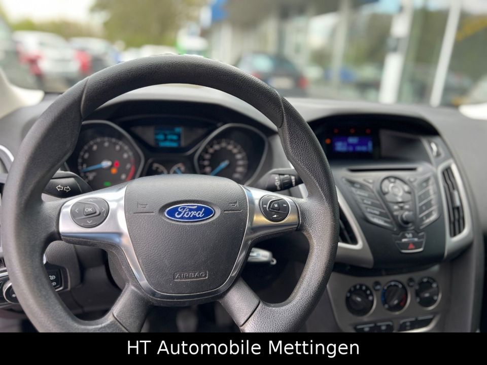 Ford Focus 1.6 Turnier Trend KLIMA*AHK*KAMERA*TÜV-NEU in Mettingen
