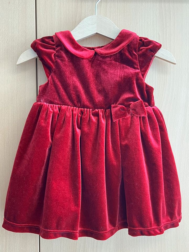 Baby Mädchen Kleid Samt Feier ggf. Weihnachten Marke H&M 74 in Menden