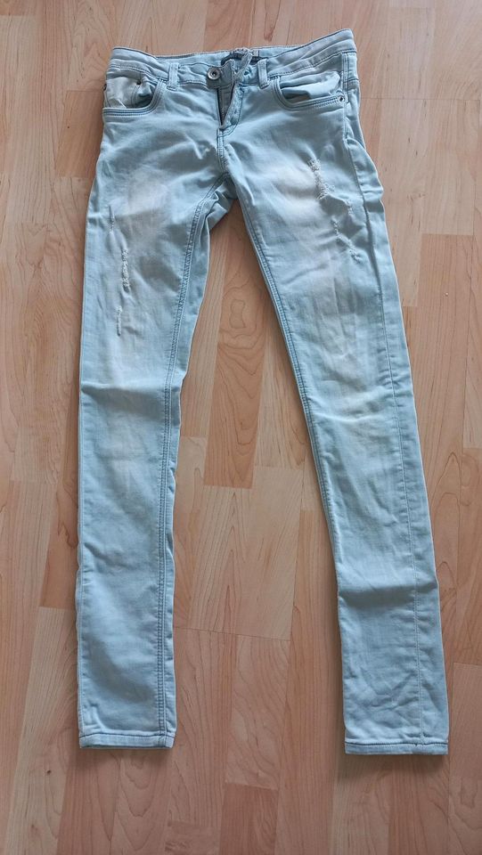 Garcia fetzige, neuwertige Jeans Sara Gr 164 SuperSlim in Herzogenaurach