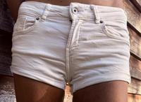Super sexy skinny Hot Pant Shorts Festival  Gr 34 white used look Brandenburg - Am Mellensee Vorschau