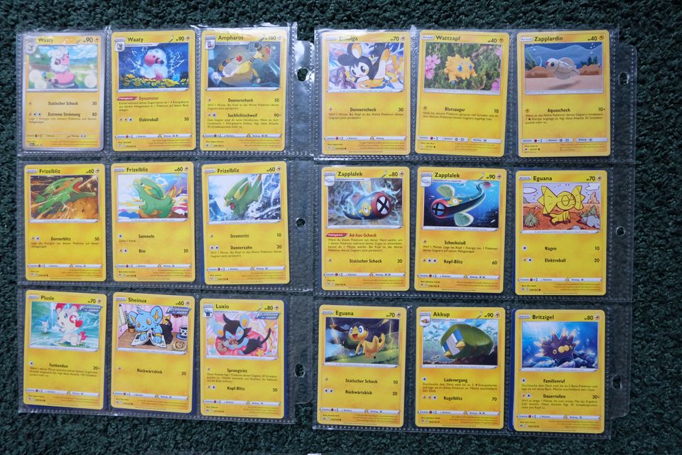 Pokemon Set 39x TYP ELEKTRO Sammelkarten Karten Miraidon Ampharos in Dresden