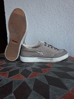 Canvas Sneaker Gr. 42 Damen Herren Reebok khaki beige München - Thalk.Obersendl.-Forsten-Fürstenr.-Solln Vorschau