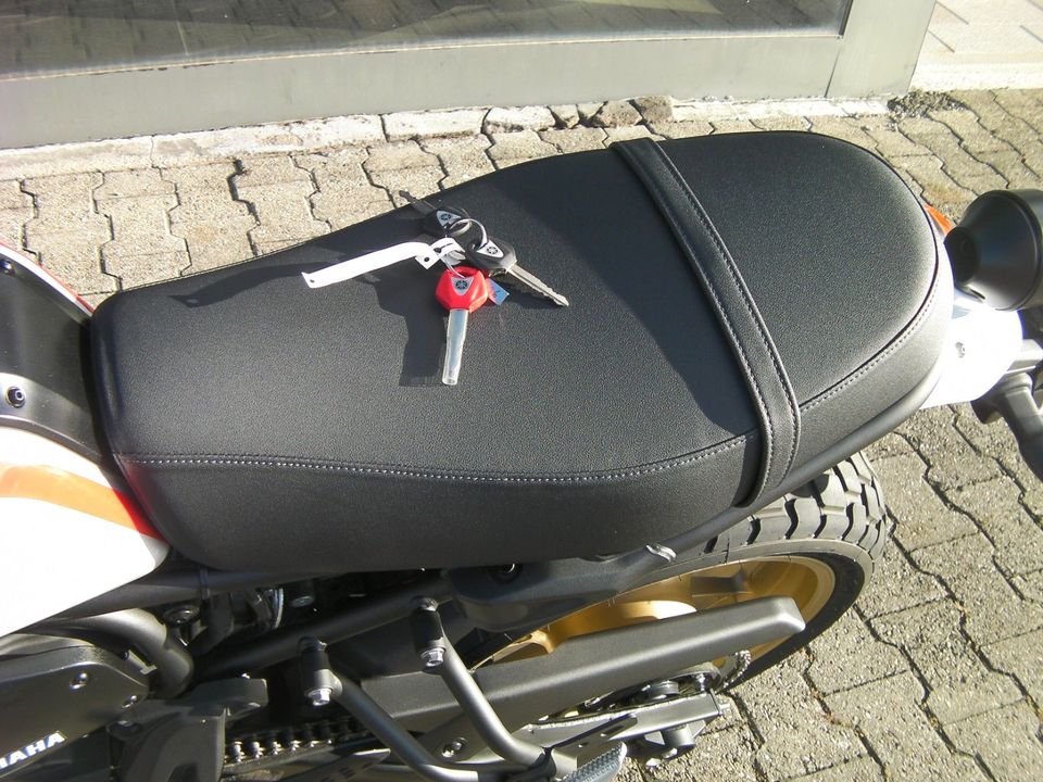 Yamaha XSR700 XTribute*neuwertig*Lenkerendspiegel in Grosselfingen