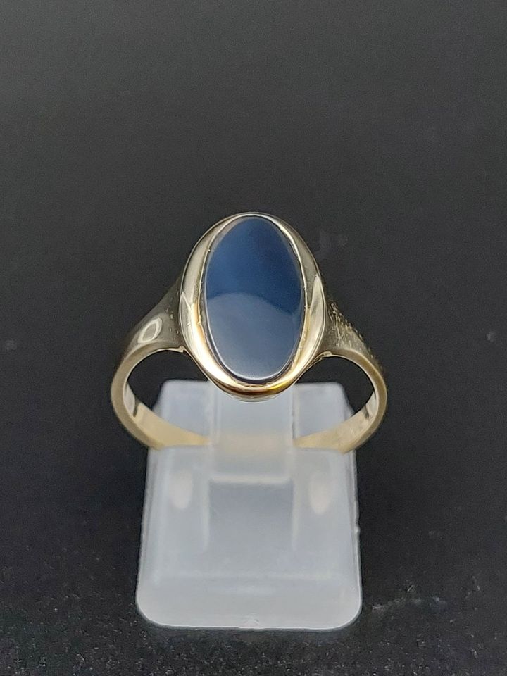 eleganter Siegel Ring Onyx 333 8 Karat Damen Gold verbödet in Frankfurt am Main