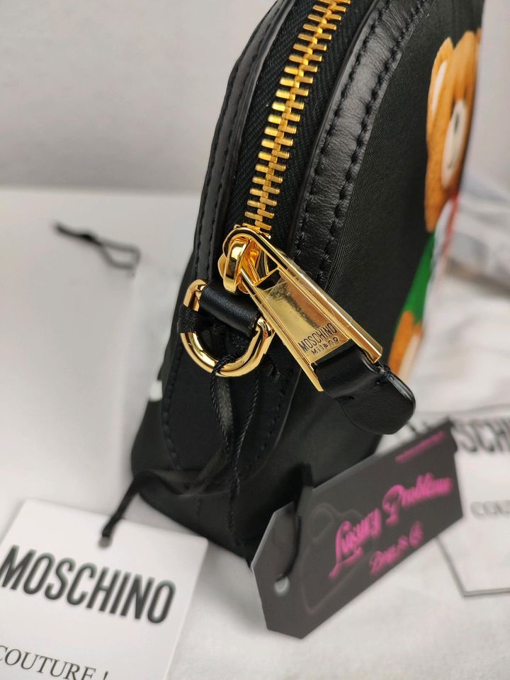 Moschino Couture Umhängetasche Crossbody Bag Schwarz NEU! in Bad Rothenfelde