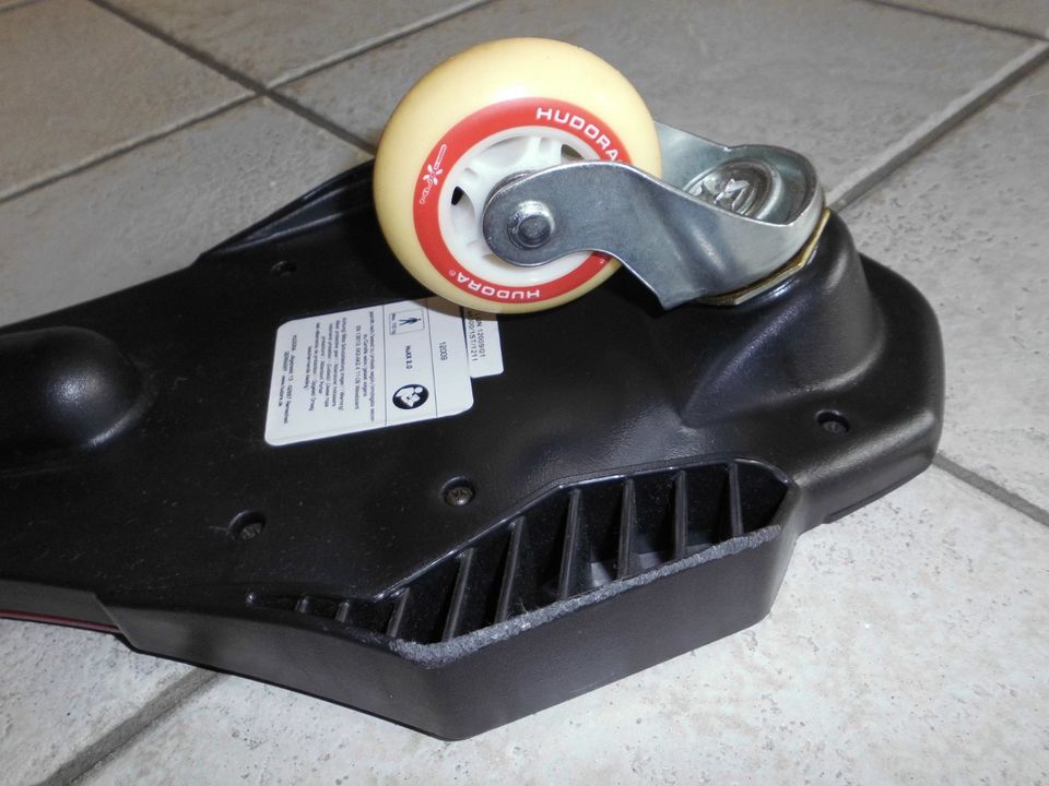 Waveboard Skateboard von Hudora rot in Hohnstorf (Elbe)