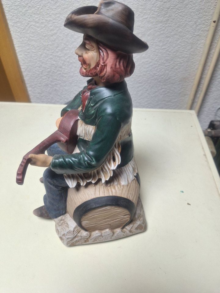 Sammeln Seltenes Spieluhr Cowboy Gitarre in Laucha an der Unstrut