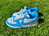 Nike court 40 babyblau weiß blau Niedersachsen - Filsum Vorschau