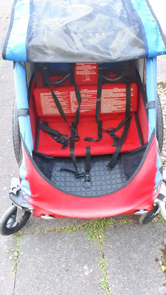 Fahrradanhänger Chariot in Bonn