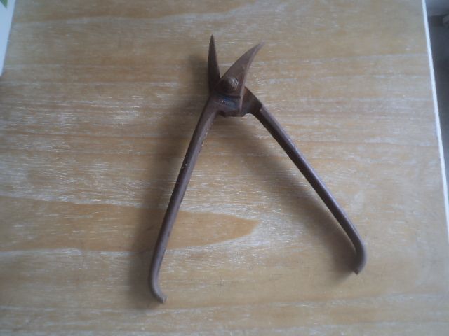 Altes Werkzeug Blechschere 5cm Klinge Robin 28 cm lang antik in Herford