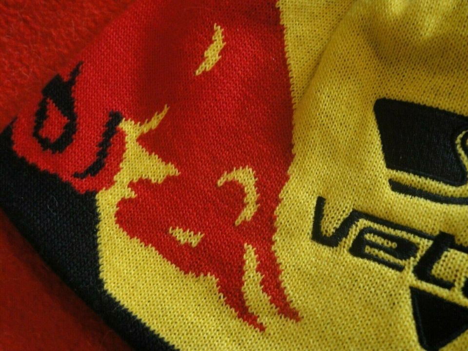 RED BULL VETTEL F1 RACING REDBULL Motorsport MÜTZE neu in Bayern -  Hallbergmoos | eBay Kleinanzeigen ist jetzt Kleinanzeigen