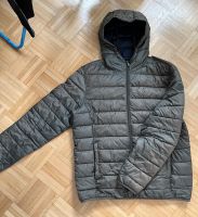 Steppjacke Esprit XL Kr. München - Ebenhausen Vorschau