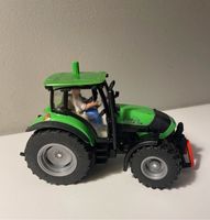 Siku Traktor-Deuz Agrotron mit Fahrer K110/3055/1:32 Friedrichshain-Kreuzberg - Kreuzberg Vorschau