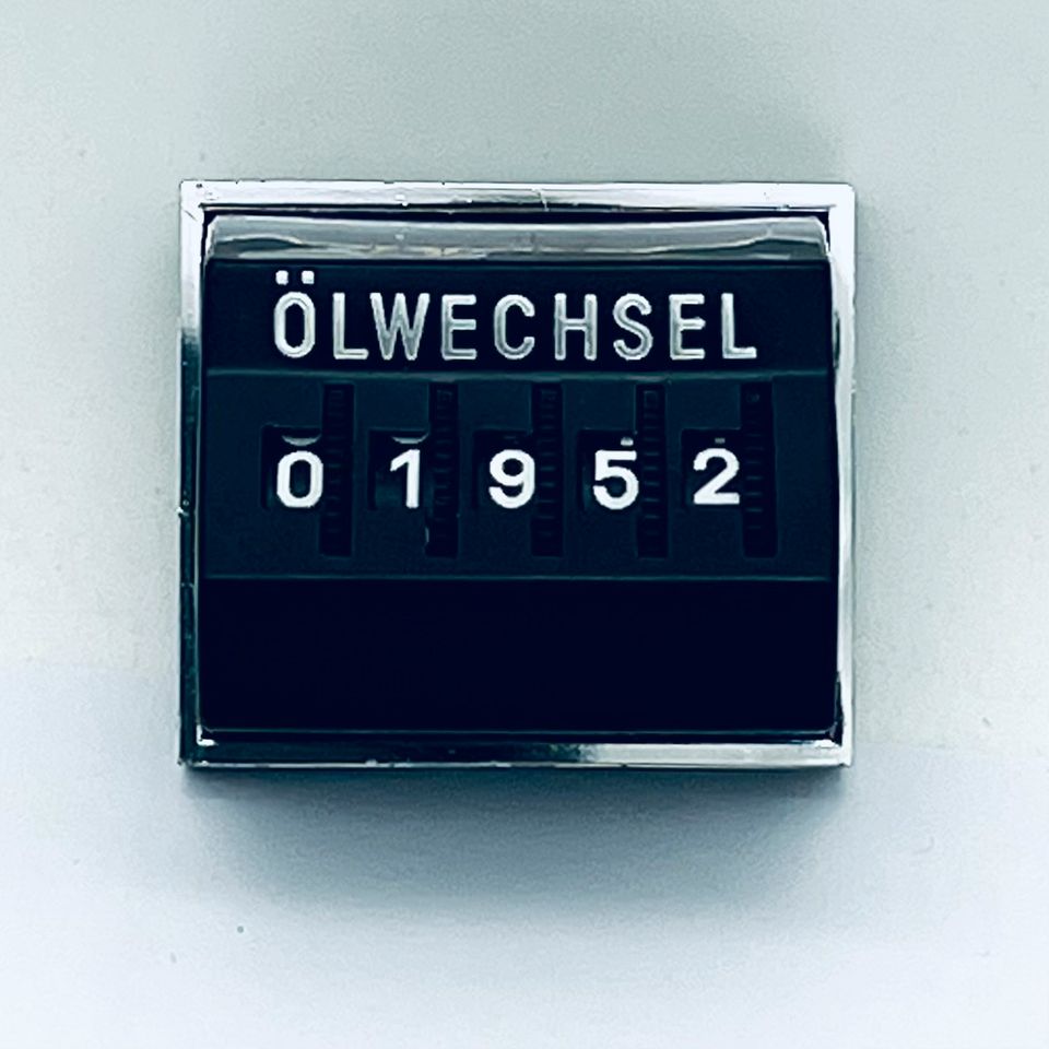 ÖLWECHSEL MAGNET KM KILOMETER ZÄHLER OLDTIMER VW KÄFER BUS BMW in Wennigsen