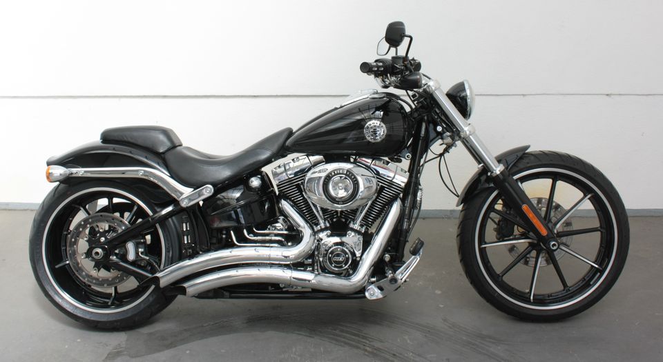 Harley-Davidson FXSB Softail Breakout '103 5HD1... in Meinerzhagen