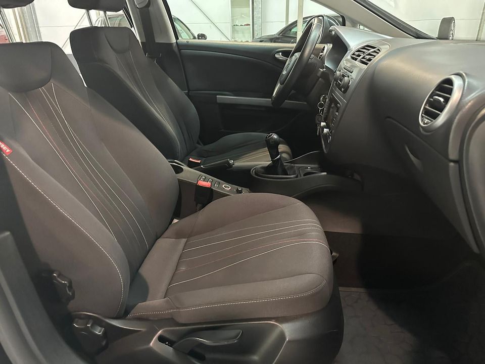 Seat Leon 1.2 TSI Ecomotive Style*NAVI*XENON*KLIMA* in Herne