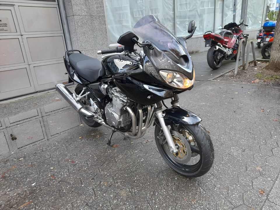 Suzuki GSF 600 Bandit in Düsseldorf