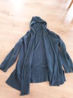 S 34 36 Blaue Strickjacke mit Kapuze Brandenburg - Potsdam Vorschau