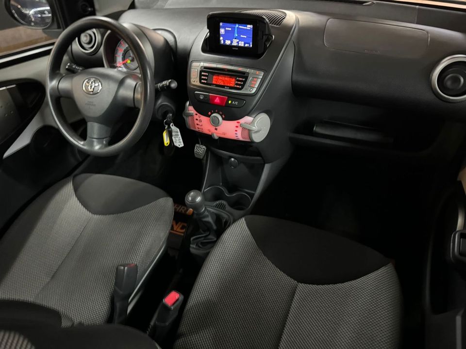 Toyota Aygo Cool Go*NUR 62 TKM*NAVI*KLIMA*4/5TÜRER*MWST in Troisdorf