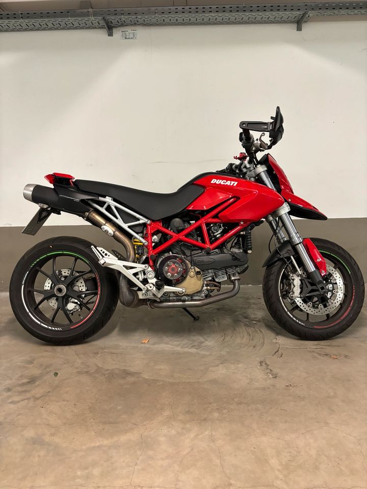 Ducati Hypermotard 1100 in Bremen