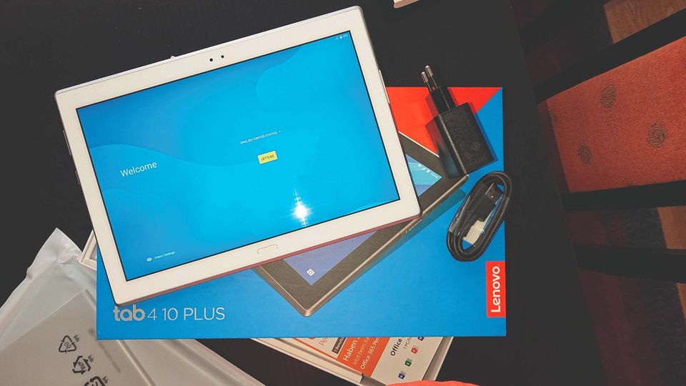 Lenovo Tab4 10 Plus Tablet TB-X704L in Düsseldorf