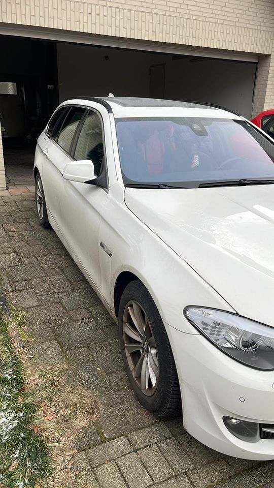 BMW 5d Tourer in Sondershausen