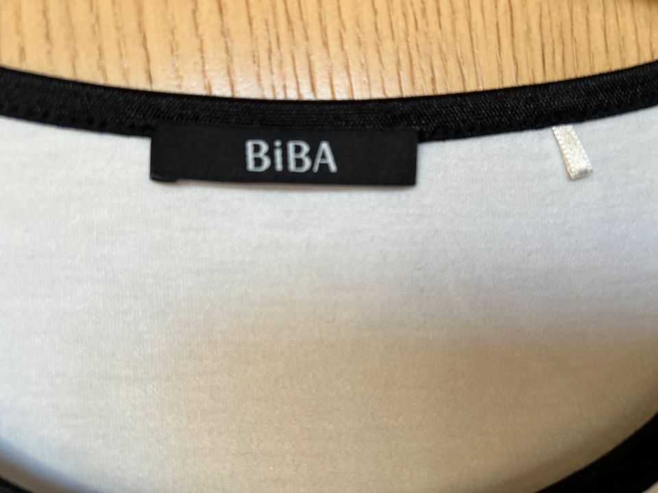 Biba Shirt, Größe S weiß mit schwarz in Bünde
