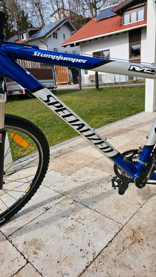 Specialized Mountainbike, 11 Kilo, Größe M-L 170-180 cm Körpergrö in Kempten