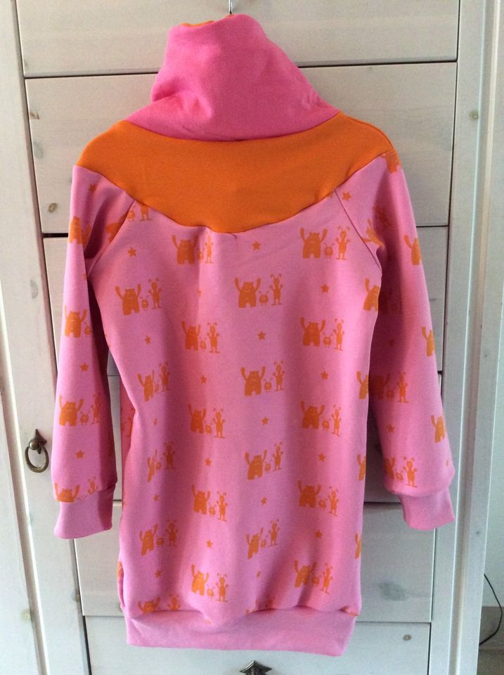 Kleid, NEU, Gr. 110/116, orange, rosa, lelakids in Felde