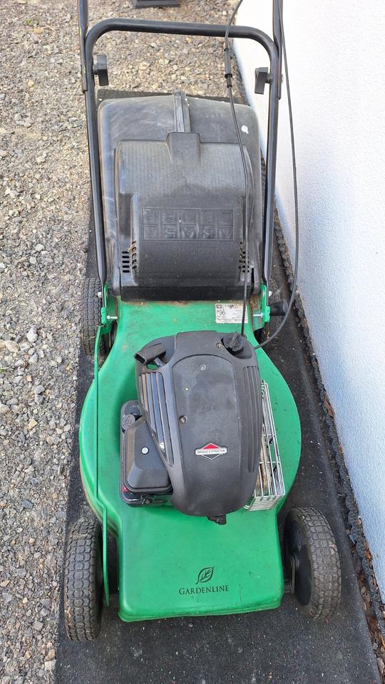 Benzin Rasenmäher GARDENLINE GLR2 mit Antrieb in BadenWürttemberg