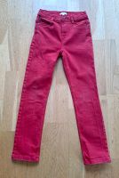 Vertbaudet / rote Jeans - Slim Fit / Hüftweite Slim - Gr. 128/134 München - Ramersdorf-Perlach Vorschau