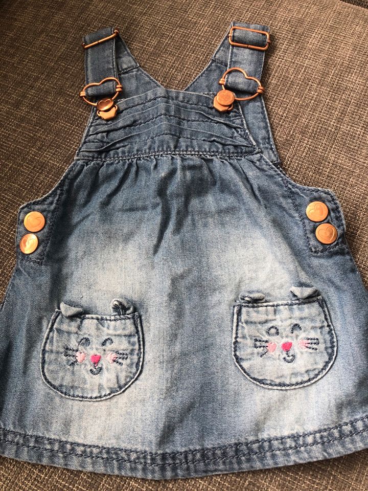 Mädchen Jeans Kleid in Duisburg