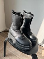 Schwarze Bershka Stiefel Größe 40 Hamburg-Nord - Hamburg Barmbek Vorschau