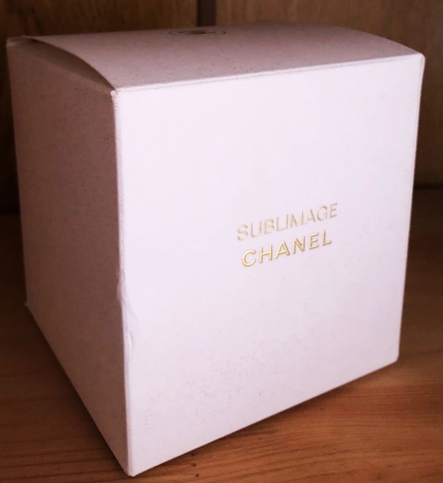 Chanel Sublimage Duftkerze Kerze Scented Candle 200g Neu in Lemberg