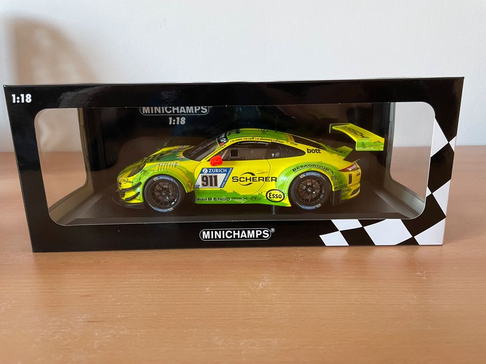 1:18 Porsche 911 GT3 R Manthey Racing 24h Nürburgring 2017 in Zülpich