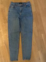 Jeans PIECES Gr. M blau Bayern - Hohenfurch Vorschau