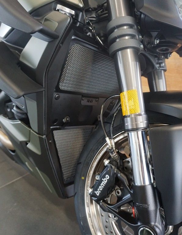 Ducati Streetfighter V2 / Einzelstück / 2,99% Finanz. in Winhöring