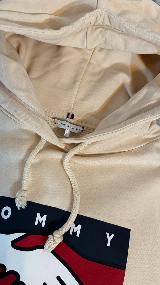 Tommy Hilfiger Sonderdetion Pulli in Breitengüßbach