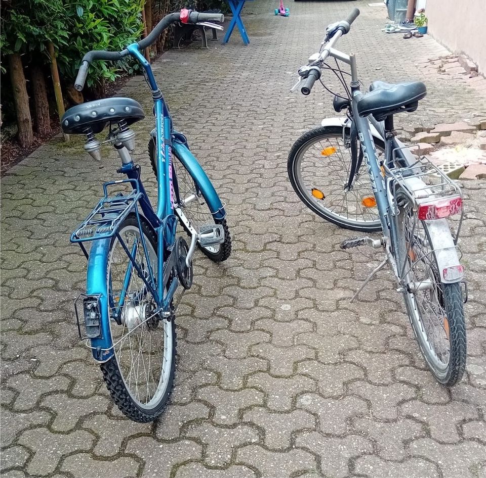 2x Fahrrad in Geldern