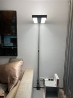 Lampe Stehlampe LED neuwertig Regulierbar Düsseldorf - Oberkassel Vorschau