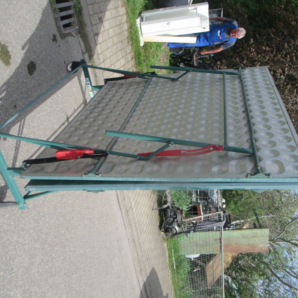 Kettler Sport Aluminium Tisch Tennisplatte~ zusammen klappbar in Meißenheim