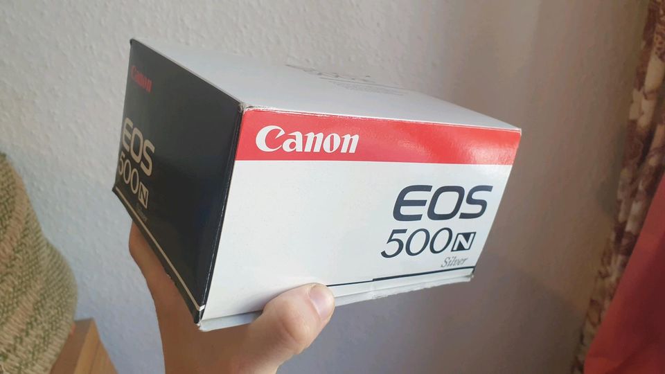 Verpackung und Anleitung / Manual von Canon EOS 500N u. 500NQD in Berlin