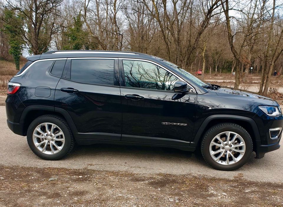 Jeep Compass 1.3 Limited in München