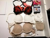 Hunkemöller 70B  BH - Set  3Stück + Extras Hessen - Felsberg Vorschau