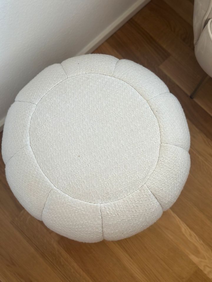 Pouf Hocker weiß Gold Westwing in Ludwigshafen